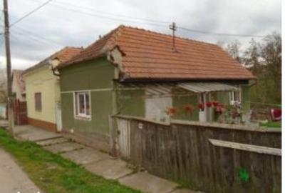 Casă cu 2 camere cu Teren 871 Mp în Central - 6