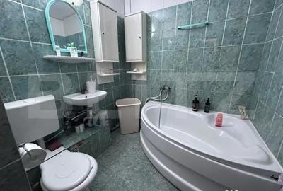 Apartament cu 4 camere decomandat, mobilat în 9 Mai - 1