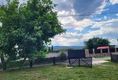 Casă cu 4 camere în Ciprian Porumbescu - 8