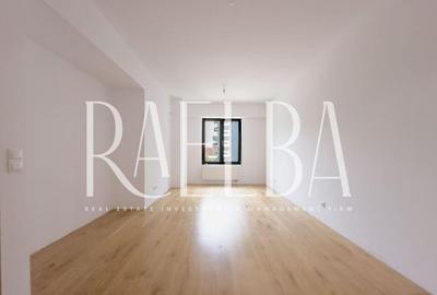 Apartament cu 3 camere semidecomandat în Aviației