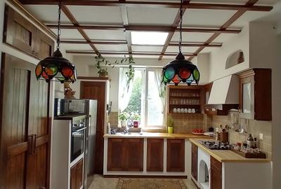 Apartament cu 3 camere decomandat în Roșu - 6