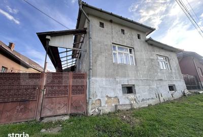 Casă cu 4 camere cu Teren 2000 Mp în Mărișelu - 13