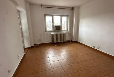 Apartament cu 5 camere decomandat în P-ța Unirii - 5