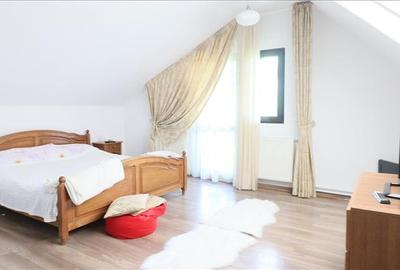 Vila individuala in Barnova 3 camere, 1000 mp teren, curte superba amenajata, ga - 11