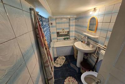 Apartament cu 3 camere semidecomandat în Central - 6