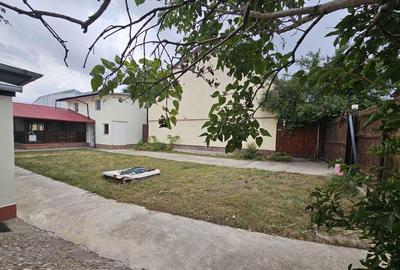 Casa 4 camere - curte 400mp Sector 4 - Luica -Giurgiului ... - 2
