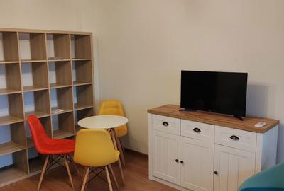 Apartament cu 2 camere semidecomandat în Casa de Cultură - 3