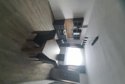Apartament cu 3 camere semidecomandat în Central - 2