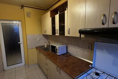 Apartament cu 2 camere semidecomandat, mobilat în Intim - 3