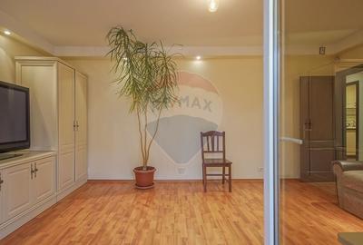 Apartament cu 2 camere de inchiriat in zona Uzina 2 - 1