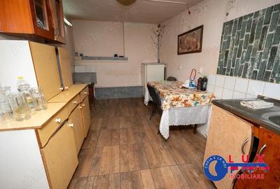 Casă cu 3 camere cu Teren 334 Mp în Babadag - 12