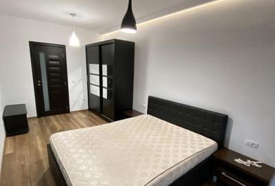 Apartament cu 2 camere semidecomandat, mobilat în Sopor - 4