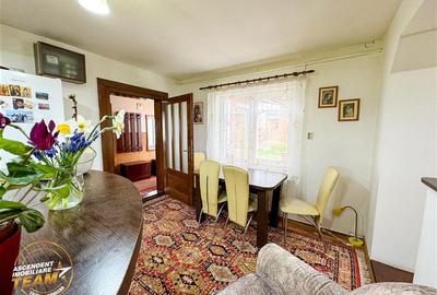 Casă individuală cu 12 camere cu Canalizare în Sud-Est - 4