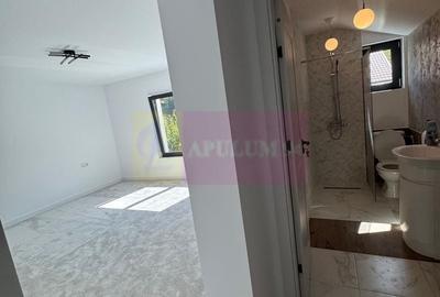Casă individuală cu 6 camere cu Canalizare în Nord - 11