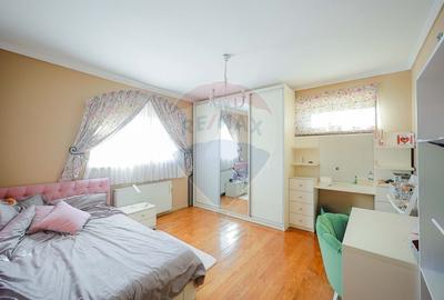 Casa / Vila cu 5 camere de vanzare in zona Dealuri Oradea - 16