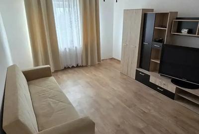 Apartament cu 2 camere decomandat în Central - 2