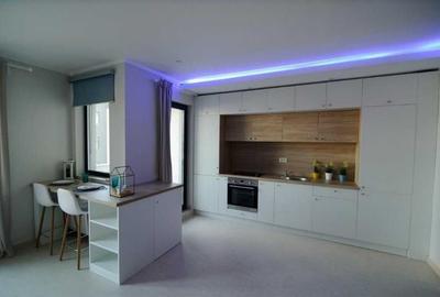 Apartament cu 2 camere semidecomandat, mobilat în Central