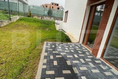 Casă cu 4 camere semidecomandat cu Teren 160 Mp în Iris