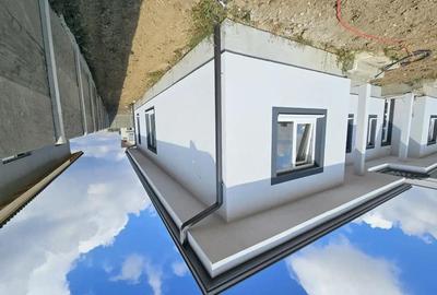 Casă cu 3 camere în Moșnița Nouă - 4