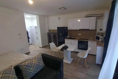 Apartament cu 2 camere semidecomandat în Girocului