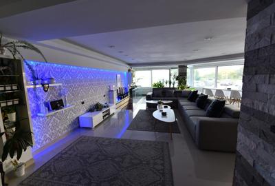 Duplex cu 6 camere cu Garaj în Faleza Nord - 1