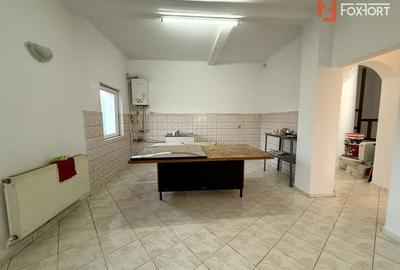 Casă individuală cu 7 camere cu Canalizare în Girocului - 6