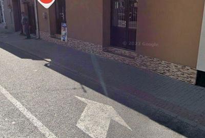 Spațiu comercial, de 100 mp, în Central - 1