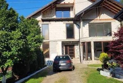 Casă cu 4 camere în Central - 5