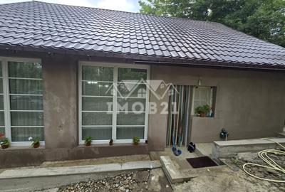 Vanzare Casa cu 3 camere si teren de 4000 mp in Soimari-Prahova - 9