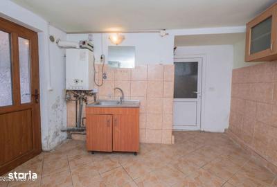 Casă cu 3 camere cu Canalizare în Brătianu - 18