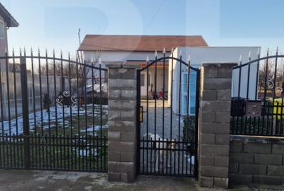 Vand casa la Poalele Viilor - 2