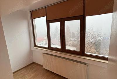 Apartament cu 2 camere decomandat în Central - 4