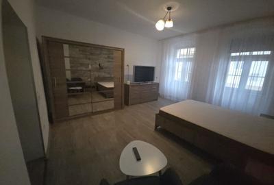Garsonieră decomandată, mobilată în Centrul Istoric - 5