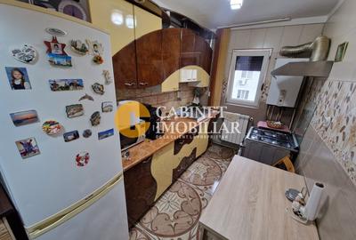 3 Camere Semidecomndat- Mobilat si Utilat- zona Zimbru - 6