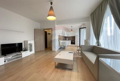 Apartament cu 4 camere semidecomandat, mobilat în Pipera