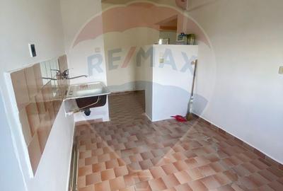 Apartament cu 3 camere decomandat în Central - 12