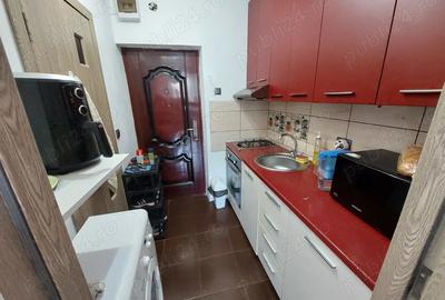 Inchiriez pe termen lung garsoniera CET - 2