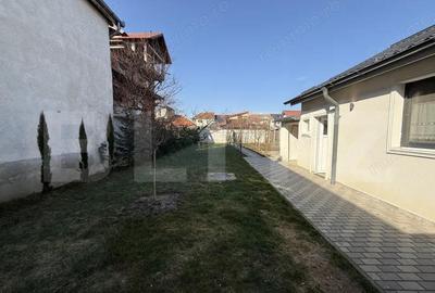 Casă cu Teren 452 Mp în 14 Mai - 2