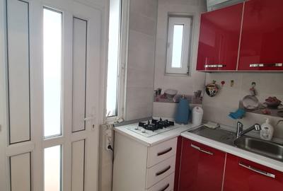 Vanzare apartament 3 camere dec in Galati, Sid-Vest, parter cu gradina - 7