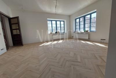 Casă individuală cu 12 camere cu Canalizare în Andrei Mureșanu - 2