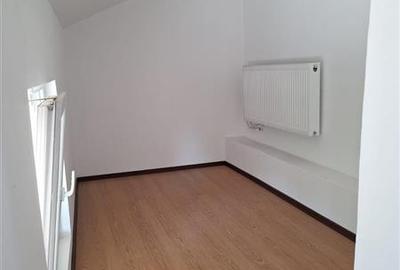 Casă individuală cu 6 camere cu Teren 500 Mp în Exterior Est - 19