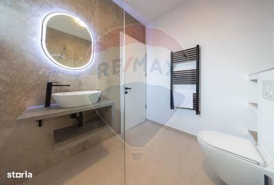 Casă cu 6 camere cu Teren 767 Mp în Prejmer - 3