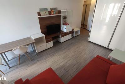 Garsonieră decomandată în Titan - 2