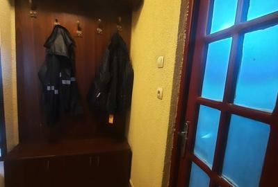 Apartament cu 3 camere decomandat în Micro 16 - 2