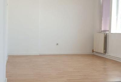 Birou, de 25 mp, în Bartolomeu - 3