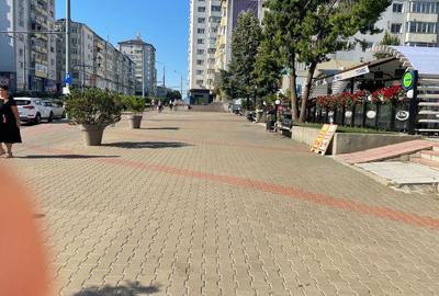 Spațiu comercial, de 300 mp, în Central - 1