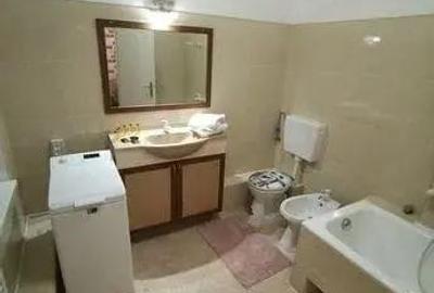 Apartament cu 3 camere decomandat în Central - 3