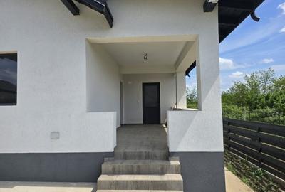 Casa 110mp 3 camere 2 bai, predare imediata Dumesti Casa 110mp 3 camere 2 bai, predare imediata Dumesti - 2