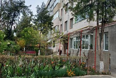 Apartament cu 3 camere decomandat în Central - 1