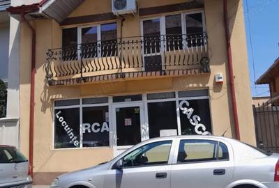 Casa ultracentrala cu spa?iu comercial + studio , chiria?i stabili !